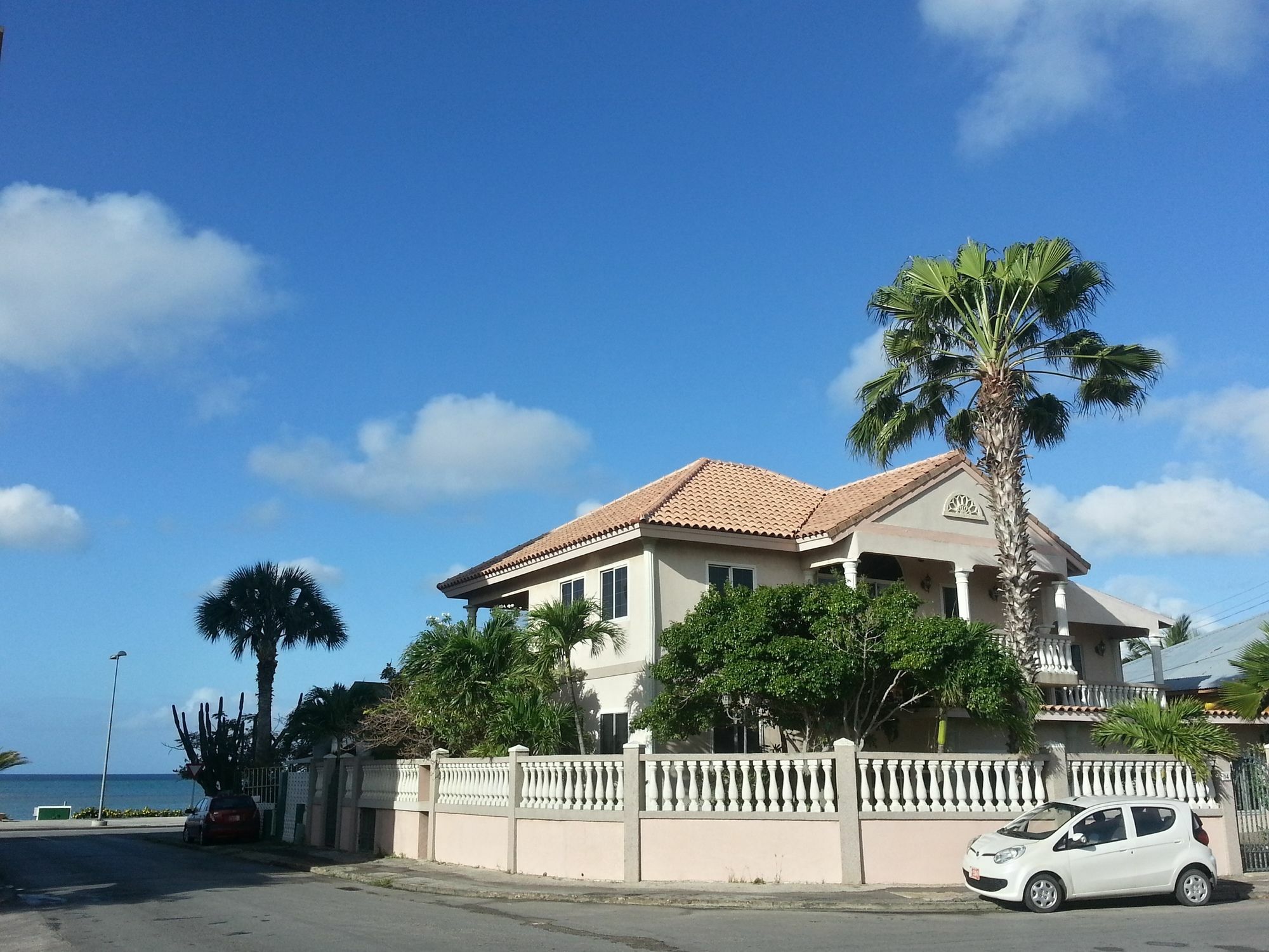 Le Chateau Ocean Villas Oranjestad Exterior foto